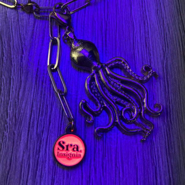 Charm Golden Octopus (Oro 24 kt)