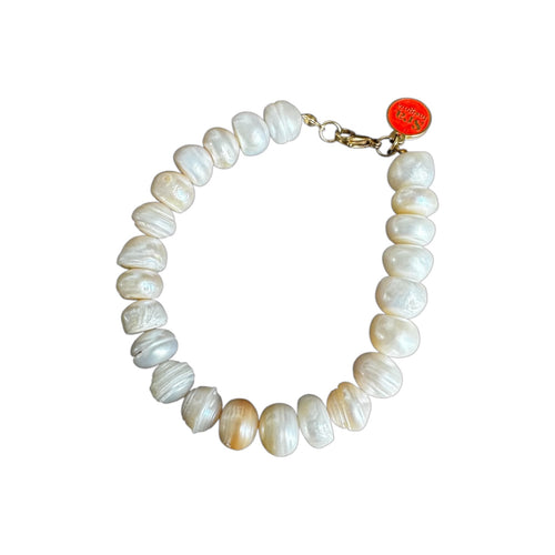 Mitad River Pearls