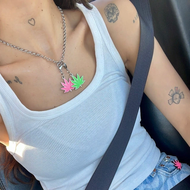 Charm Pink Weed (Silver - Neón)