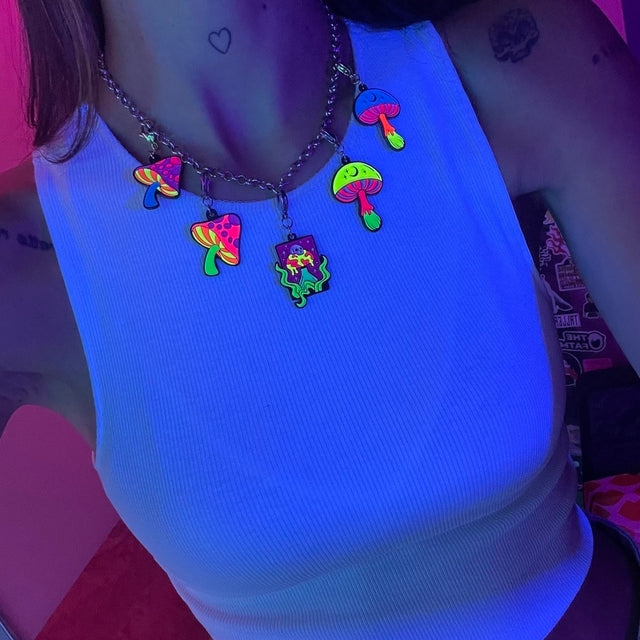 Charm Yellow Mystic Fungi (Neón)