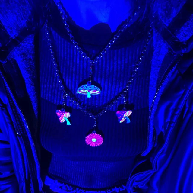 Charm Magic Fungi (Neón)