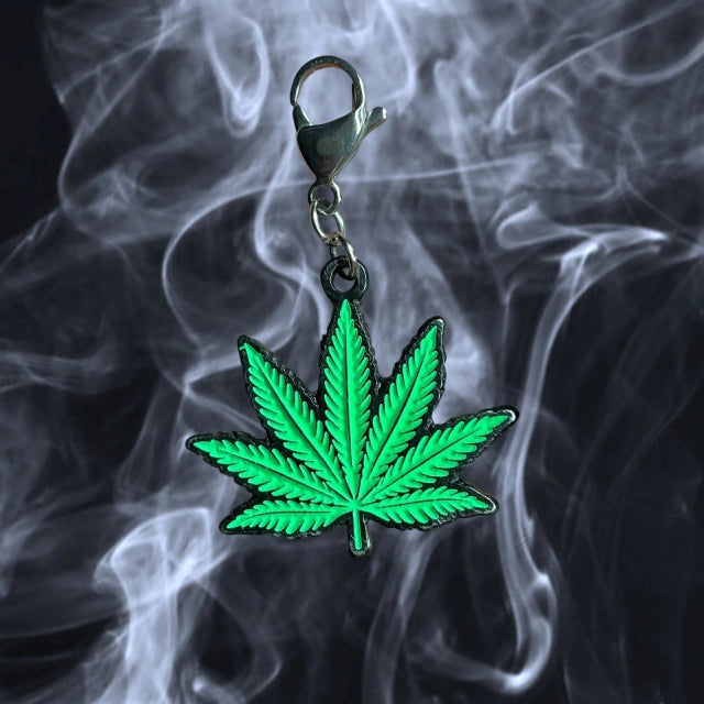 Charm Green Weed (Neón)